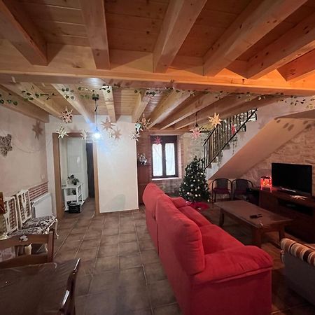 Vila Casa Marite Vivienda De Uso Turistico Campillo de Aranda Exteriér fotografie