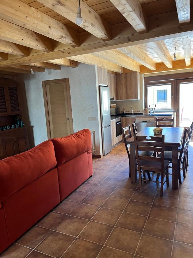 Vila Casa Marite Vivienda De Uso Turistico Campillo de Aranda Exteriér fotografie