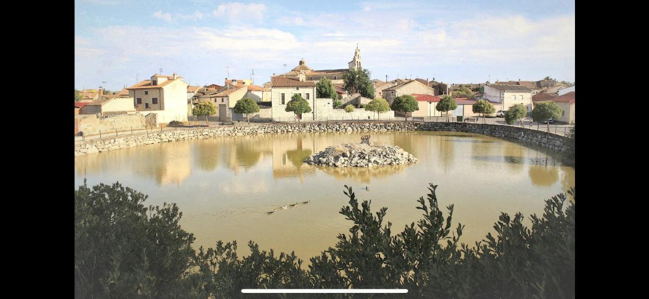Vila Casa Marite Vivienda De Uso Turistico Campillo de Aranda Exteriér fotografie