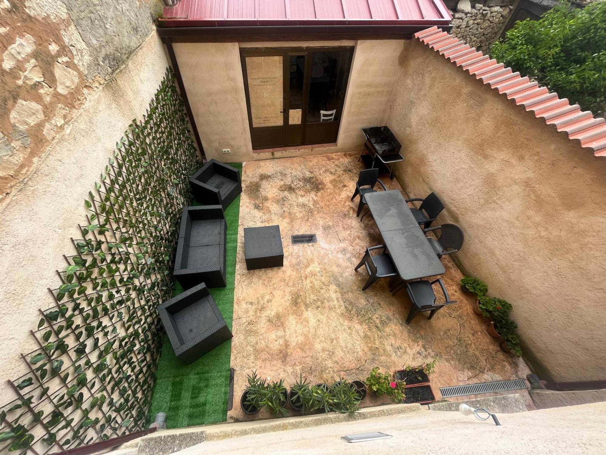 Vila Casa Marite Vivienda De Uso Turistico Campillo de Aranda Exteriér fotografie