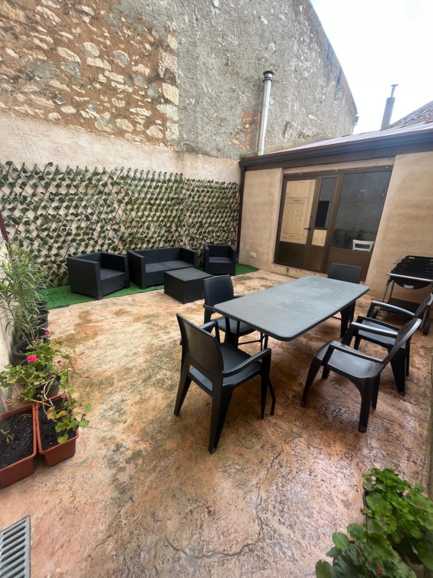 Vila Casa Marite Vivienda De Uso Turistico Campillo de Aranda Exteriér fotografie